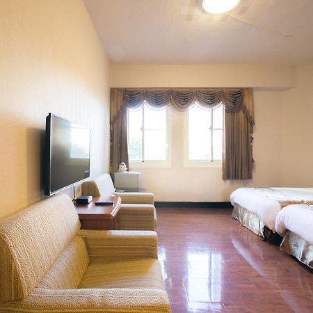 Taichung Hall Aparthotel Ngoại thất bức ảnh