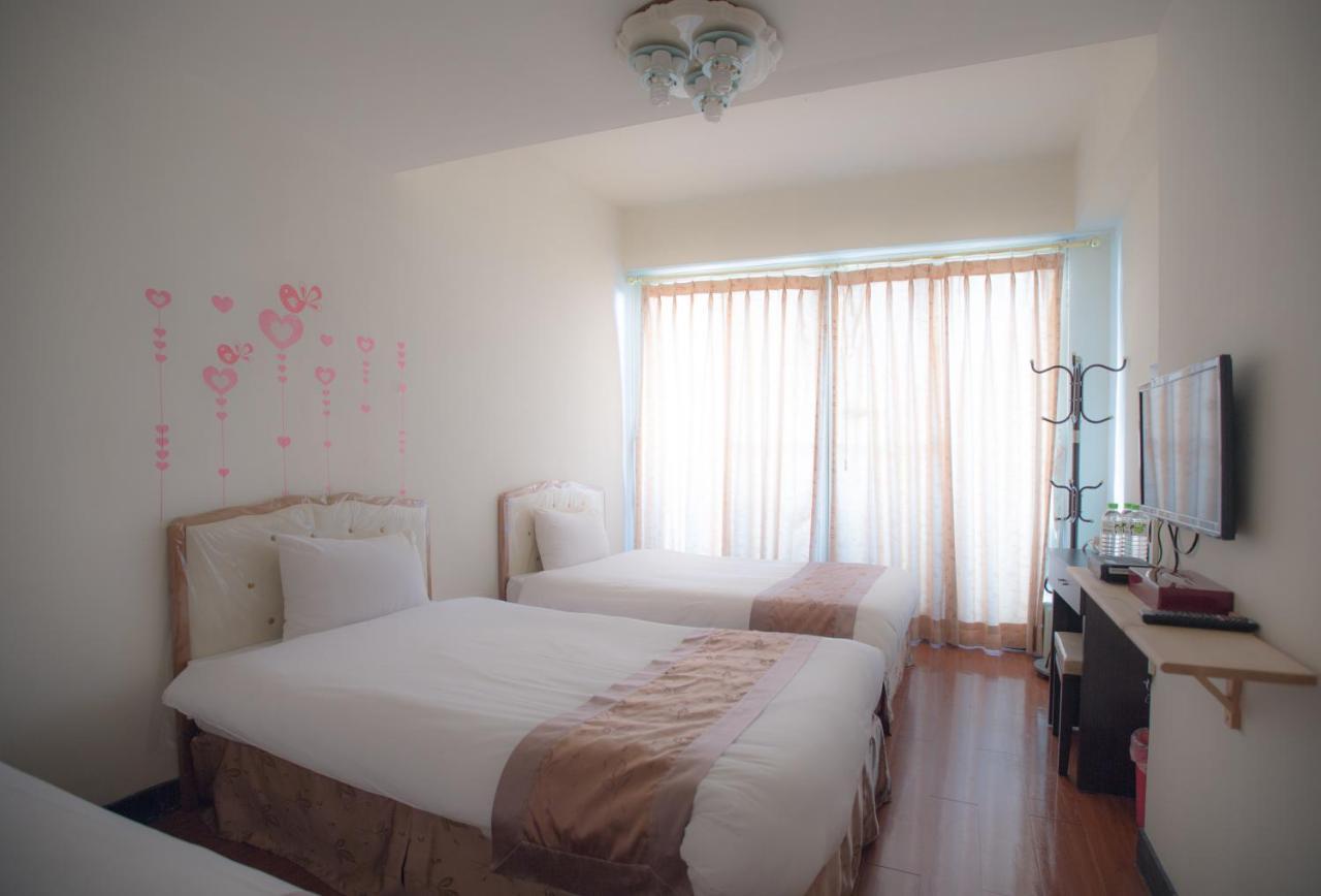 Taichung Hall Aparthotel Ngoại thất bức ảnh