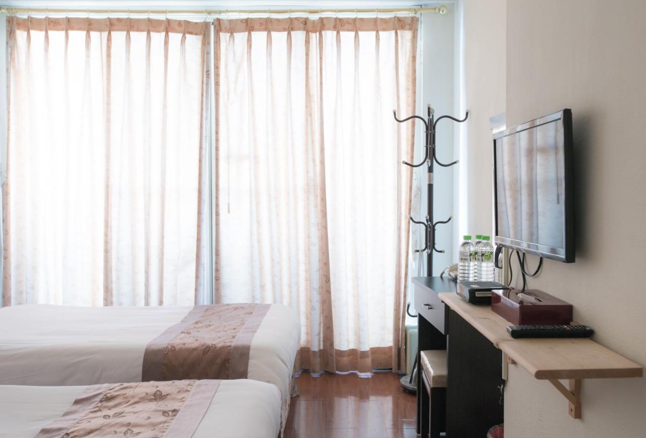 Taichung Hall Aparthotel Ngoại thất bức ảnh