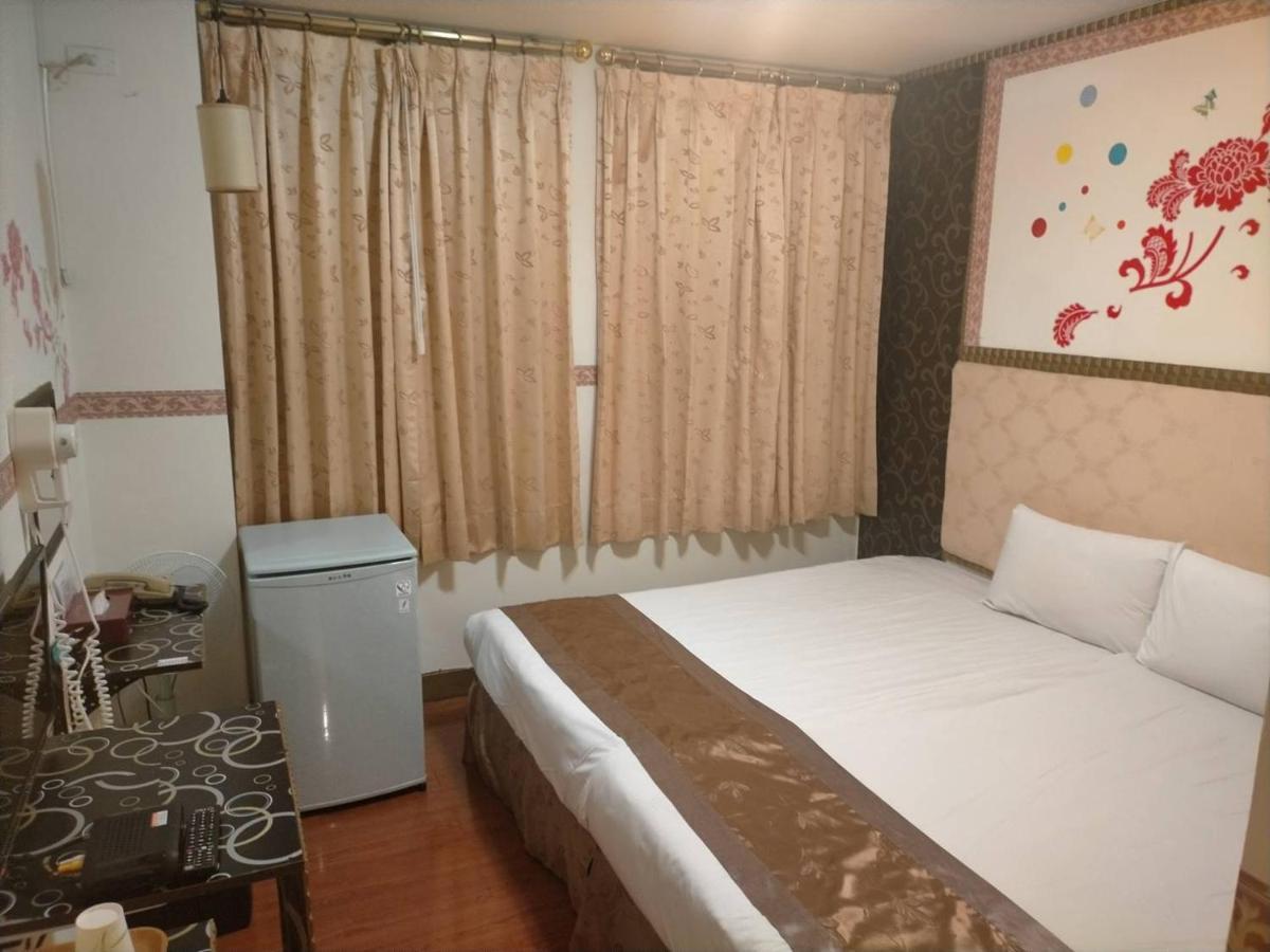 Taichung Hall Aparthotel Ngoại thất bức ảnh