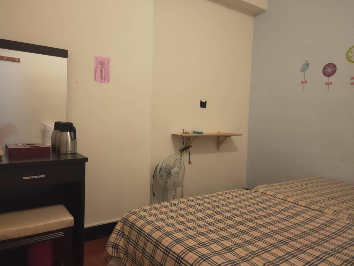 Taichung Hall Aparthotel Ngoại thất bức ảnh