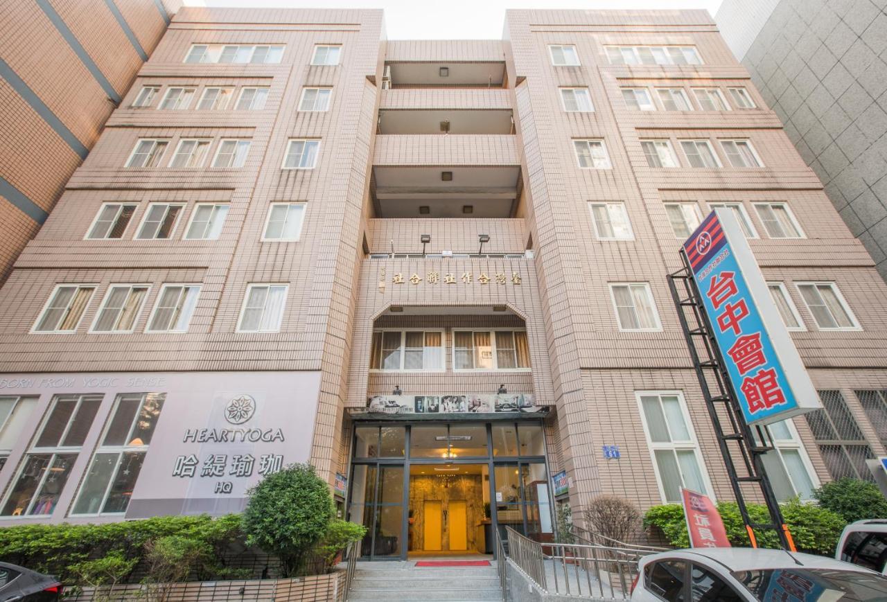 Taichung Hall Aparthotel Ngoại thất bức ảnh